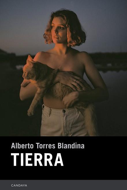 TIERRA | 9788418504686 | TORRES BLANDINA, ALBERTO | Llibreria Geli - Llibreria Online de Girona - Comprar llibres en català i castellà