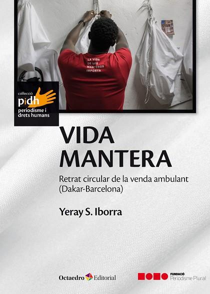 VIDA MANTERA.RETRAT CIRCULAR DE LA VENDA AMBULANT (DAKAR-BARCELONA) | 9788417667115 | SÁNCHEZ IBORRA,YERAY | Llibreria Geli - Llibreria Online de Girona - Comprar llibres en català i castellà