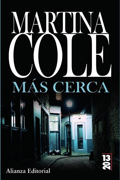 MAS CERCA | 9788420669250 | COLE,MARTINA | Libreria Geli - Librería Online de Girona - Comprar libros en catalán y castellano