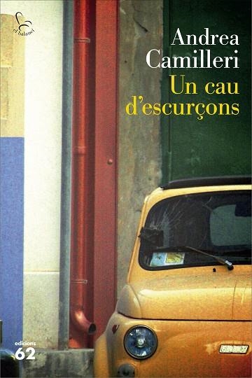 UN CAU D'ESCURÇONS | 9788429775860 | CAMILLERI,ANDREA | Libreria Geli - Librería Online de Girona - Comprar libros en catalán y castellano