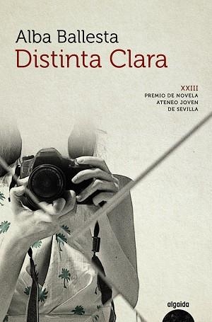 DISTINTA CLARA | 9788491890379 | BALLESTA,ALBA | Libreria Geli - Librería Online de Girona - Comprar libros en catalán y castellano