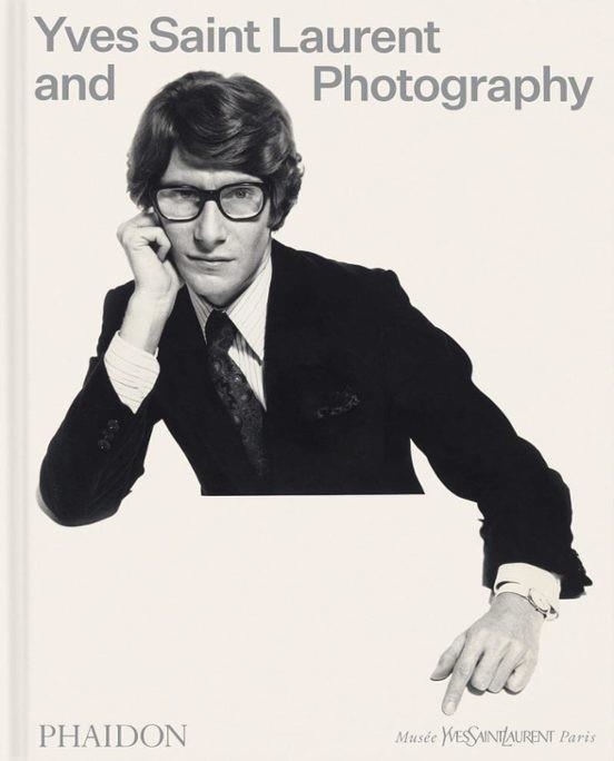 YVES SAINT LAURENT AND PHOTOGRAPHY | 9781838669423 | Llibreria Geli - Llibreria Online de Girona - Comprar llibres en català i castellà