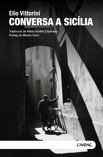 CONVERSA A SICÍLIA | 9788418680687 | VITTORINI, ELIO | Llibreria Geli - Llibreria Online de Girona - Comprar llibres en català i castellà